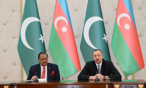 Azerbaijani, Pakistani presidents attend joint business forum